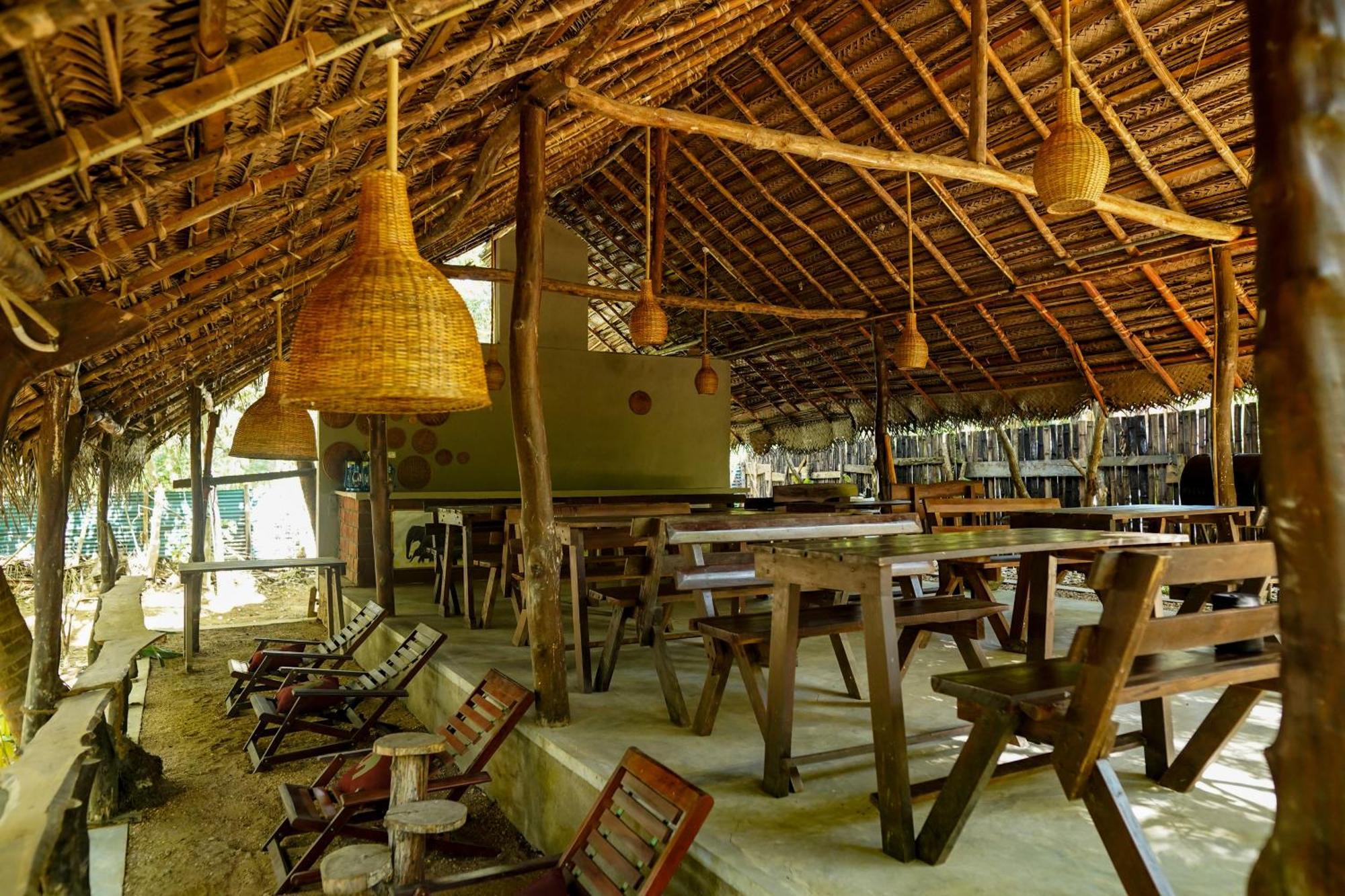 River Glamping By Gaga Bees Udawalawe Luaran gambar