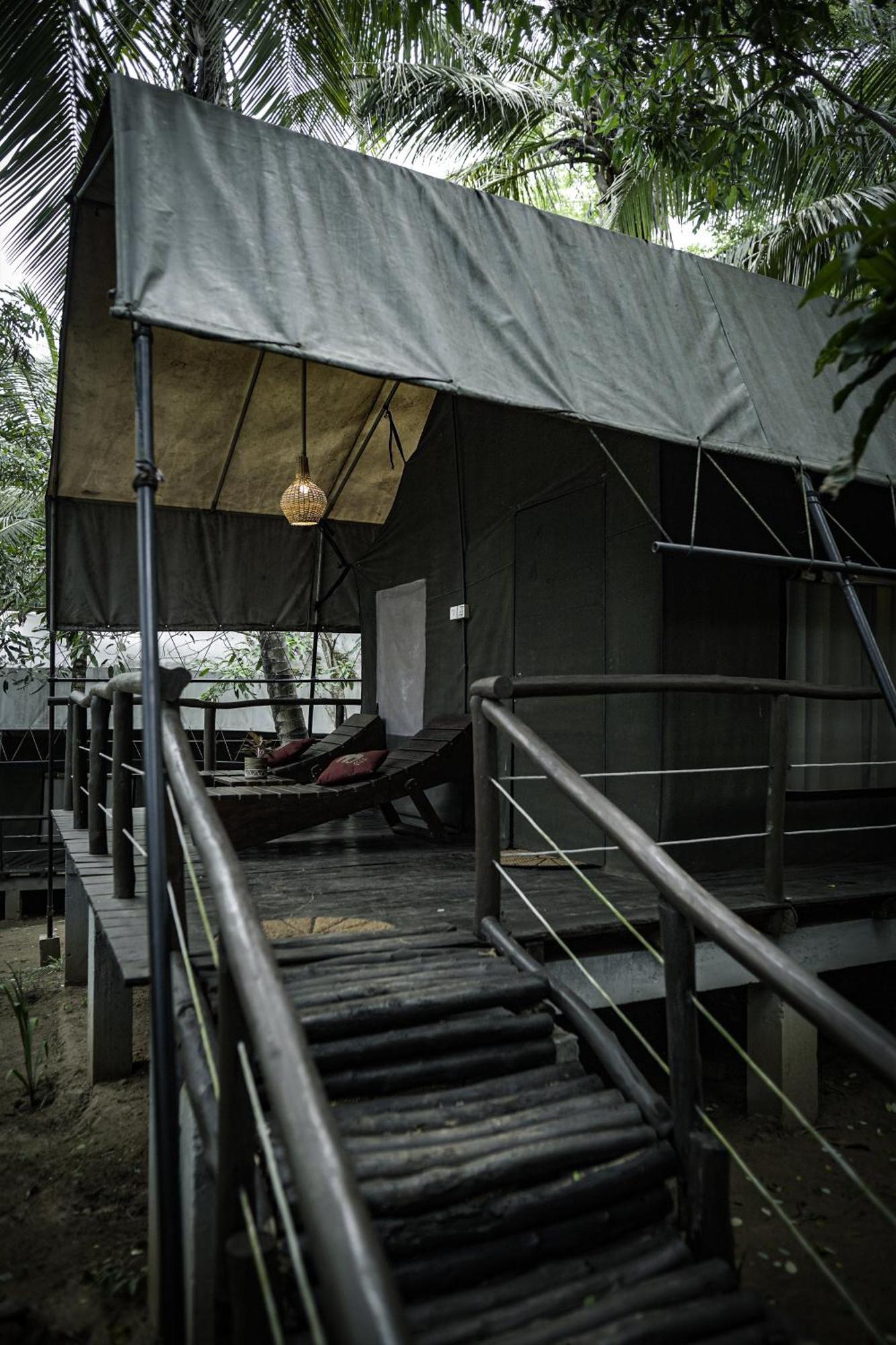 River Glamping By Gaga Bees Udawalawe Luaran gambar