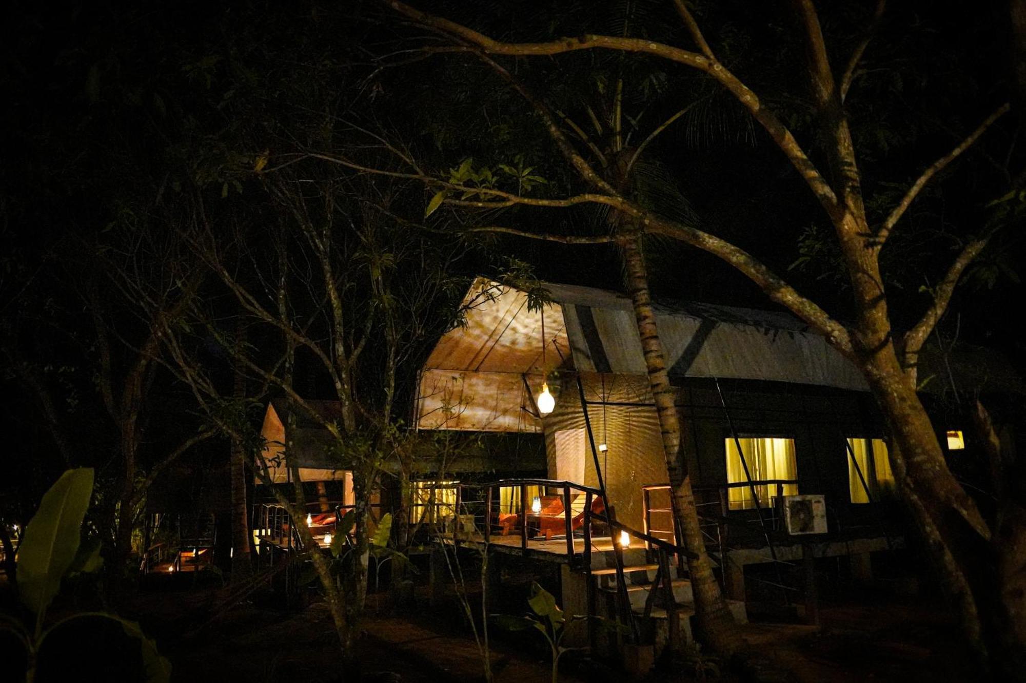 River Glamping By Gaga Bees Udawalawe Luaran gambar