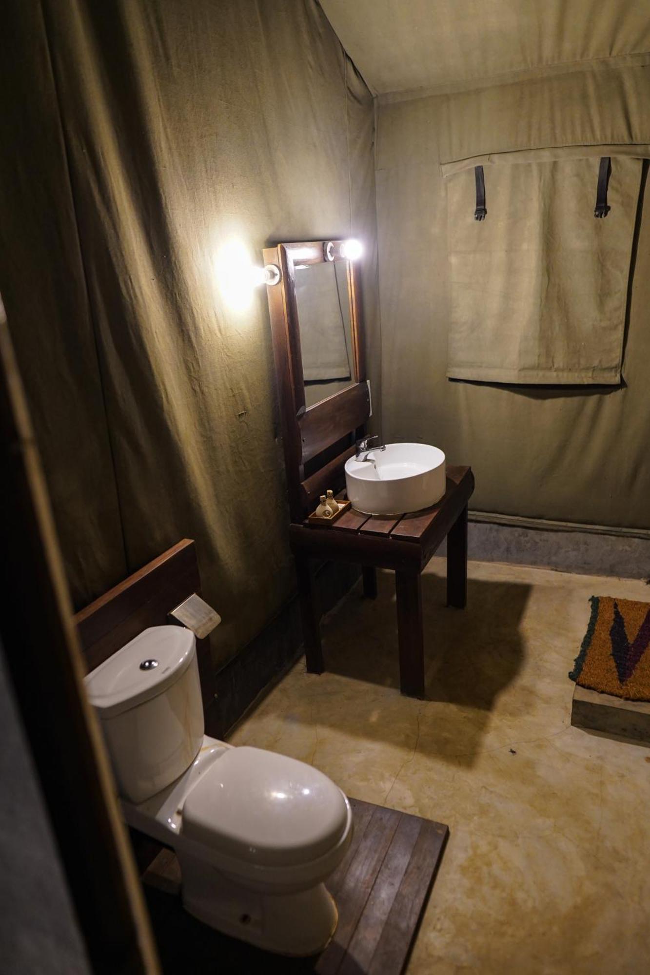 River Glamping By Gaga Bees Udawalawe Luaran gambar