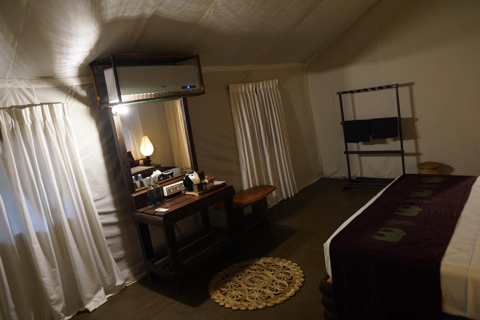 River Glamping By Gaga Bees Udawalawe Luaran gambar